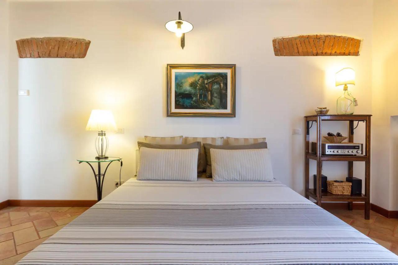 Canal View Historical Appartement *